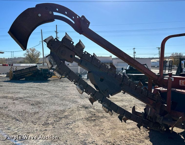 image for item NL9214 1985 Ditch Witch 4010  trencher