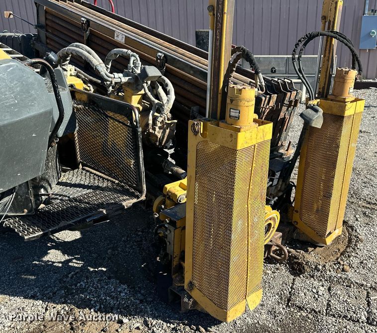 image for item NL9217 2005 Vermeer Navigator D24X40  directional boring unit