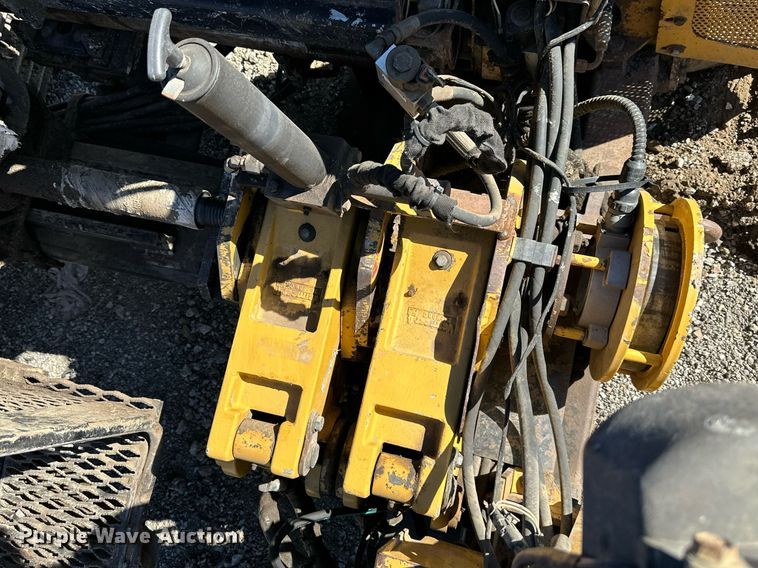 image for item NL9217 2005 Vermeer Navigator D24X40  directional boring unit