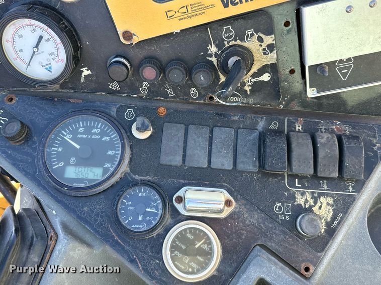 image for item NL9217 2005 Vermeer Navigator D24X40  directional boring unit