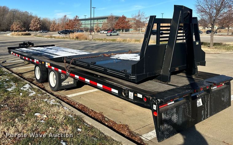 image for item NL9273 2018 Trail King TK40RB  equipment trailer