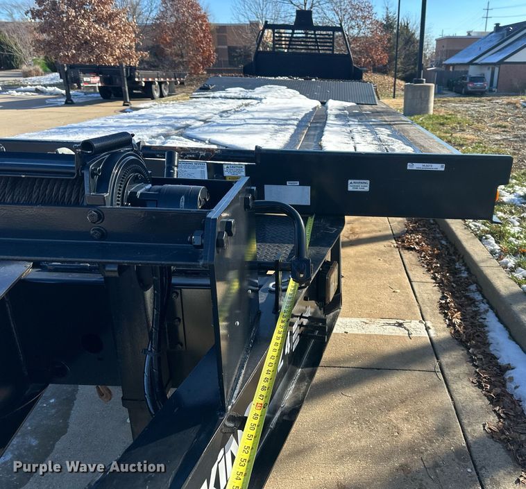 image for item NL9273 2018 Trail King TK40RB  equipment trailer