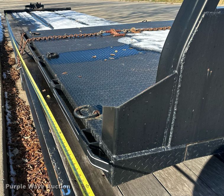 image for item NL9273 2018 Trail King TK40RB  equipment trailer