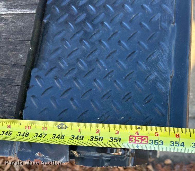 image for item NL9273 2018 Trail King TK40RB  equipment trailer