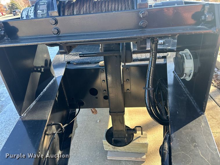 image for item NL9273 2018 Trail King TK40RB  equipment trailer