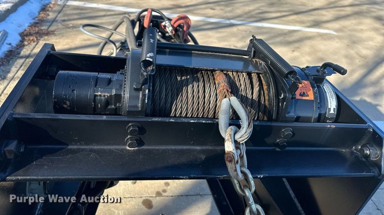 image for item NL9273 2018 Trail King TK40RB  equipment trailer