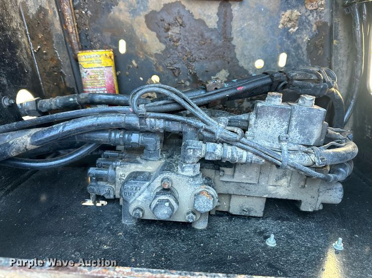 image for item NL9273 2018 Trail King TK40RB  equipment trailer