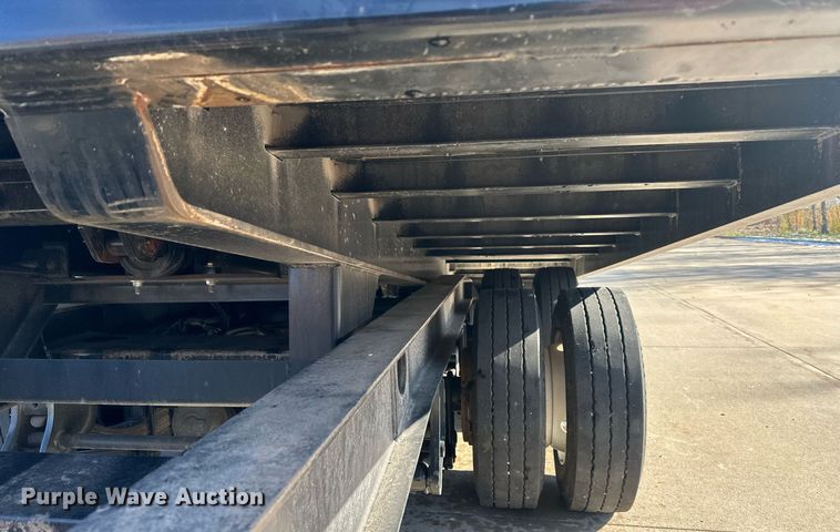 image for item NL9273 2018 Trail King TK40RB  equipment trailer