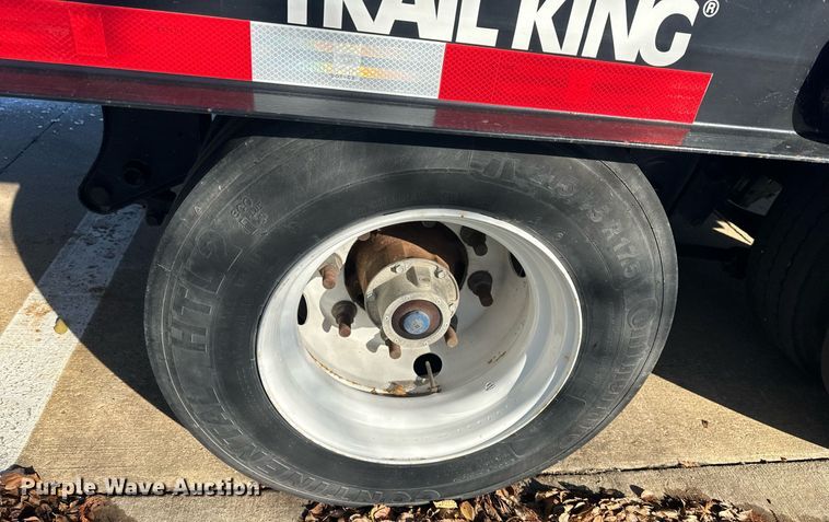 image for item NL9273 2018 Trail King TK40RB  equipment trailer