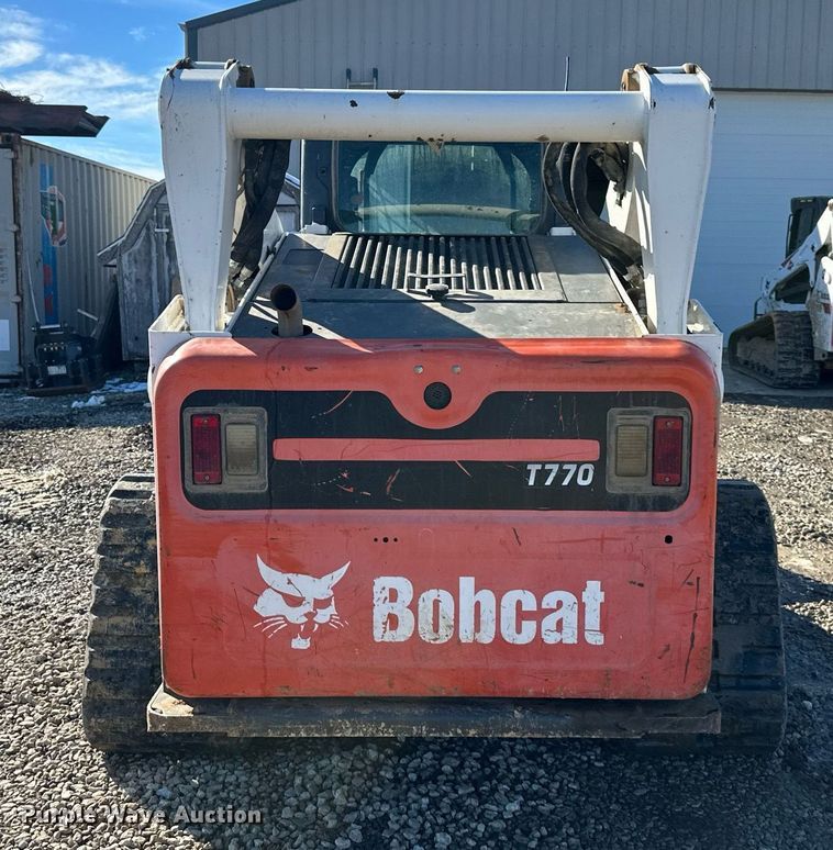image for item NL9277 2014 Bobcat T770  tracked skid steer loader