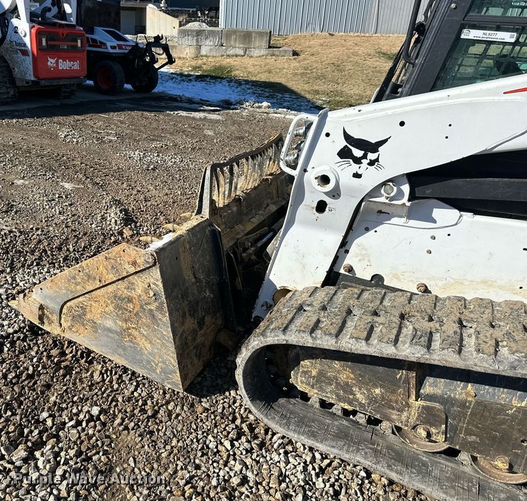 image for item NL9277 2014 Bobcat T770  tracked skid steer loader