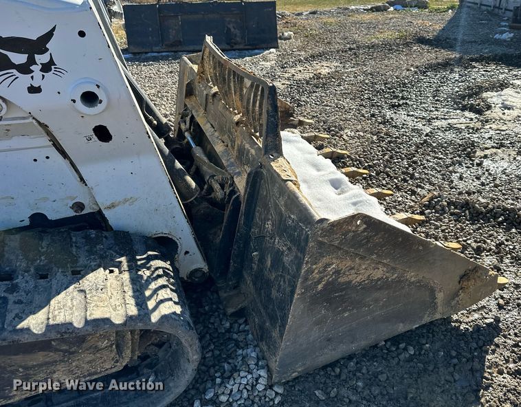 image for item NL9277 2014 Bobcat T770  tracked skid steer loader