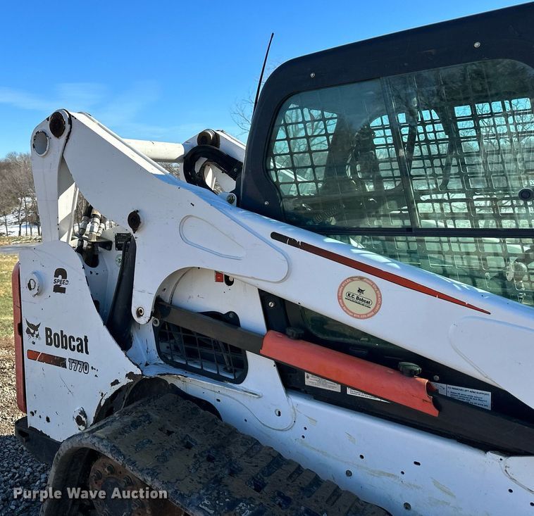 image for item NL9277 2014 Bobcat T770  tracked skid steer loader