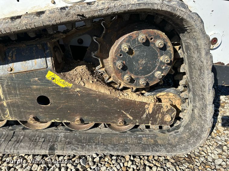 image for item NL9277 2014 Bobcat T770  tracked skid steer loader