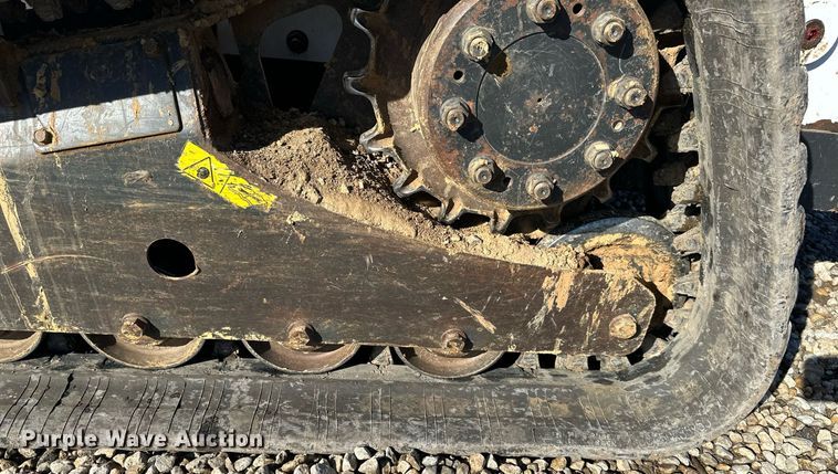 image for item NL9277 2014 Bobcat T770  tracked skid steer loader