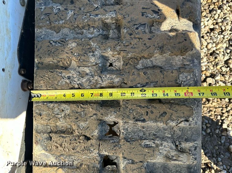 image for item NL9277 2014 Bobcat T770  tracked skid steer loader