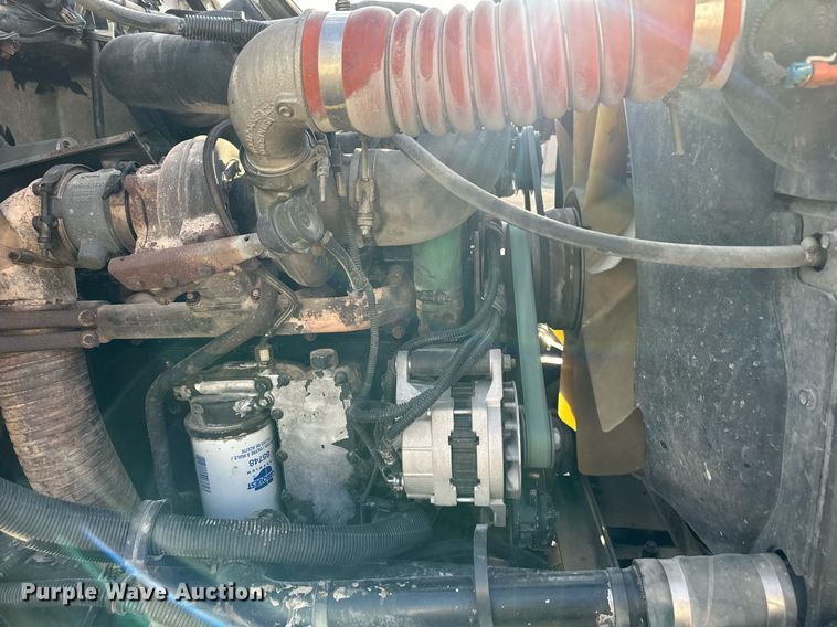 image for item NL9290 2006 Peterbilt 335  dump truck