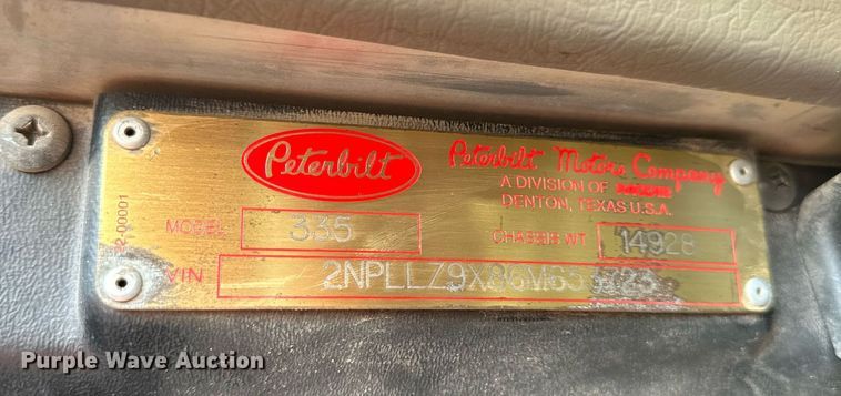 image for item NL9290 2006 Peterbilt 335  dump truck