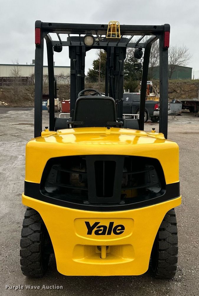 image for item NL9297 2013 Yale GDP080VXNKGE094  forklift