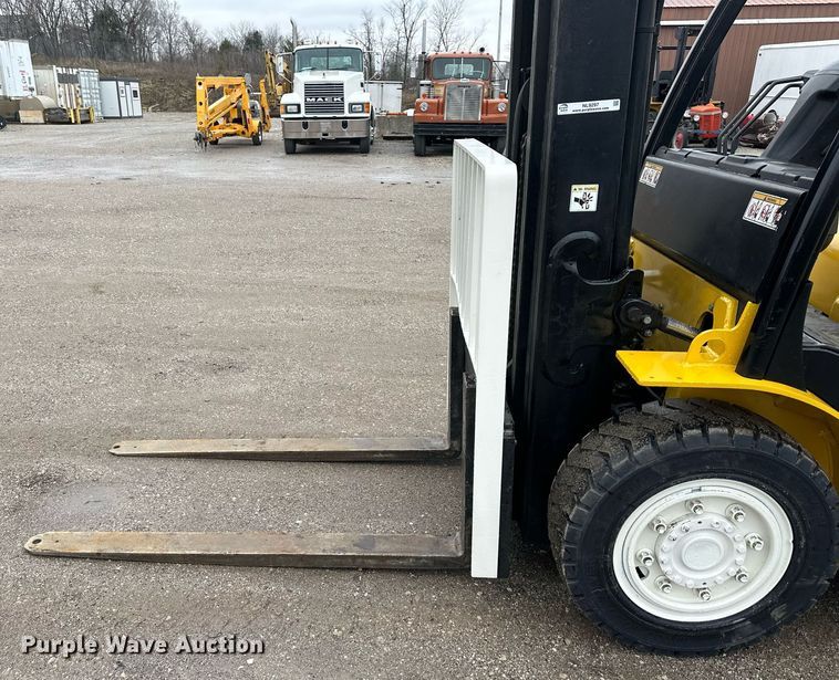 image for item NL9297 2013 Yale GDP080VXNKGE094  forklift