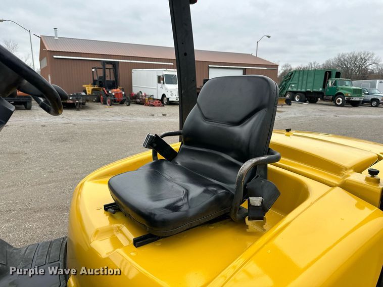 image for item NL9297 2013 Yale GDP080VXNKGE094  forklift