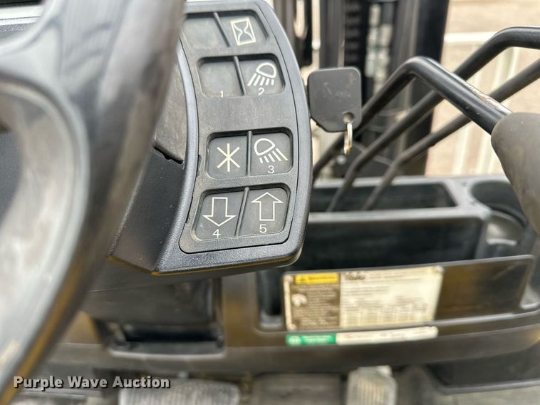 image for item NL9297 2013 Yale GDP080VXNKGE094  forklift