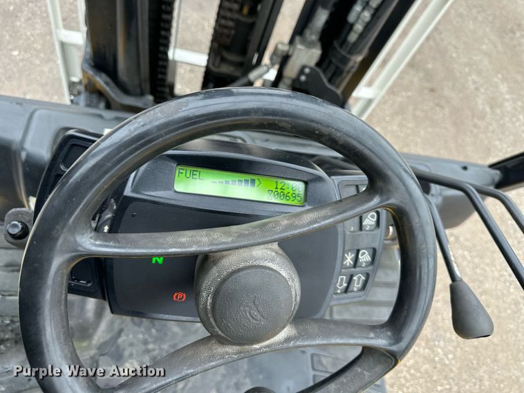 image for item NL9297 2013 Yale GDP080VXNKGE094  forklift