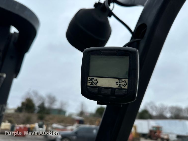 image for item NL9297 2013 Yale GDP080VXNKGE094  forklift