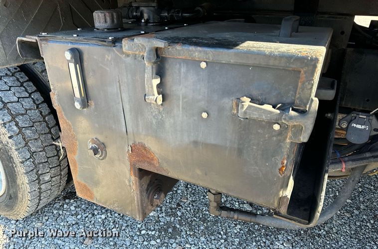 image for item NM9070 2008 Chevrolet C4500  dump truck