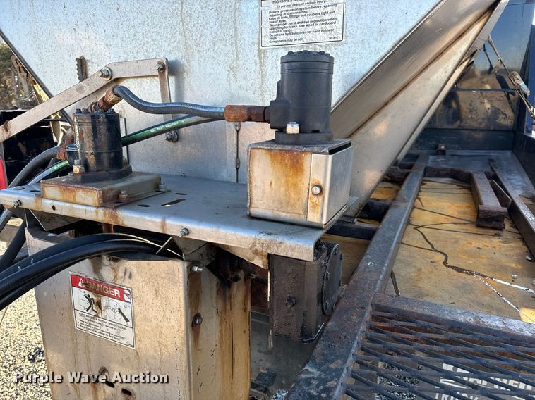 image for item NM9070 2008 Chevrolet C4500  dump truck