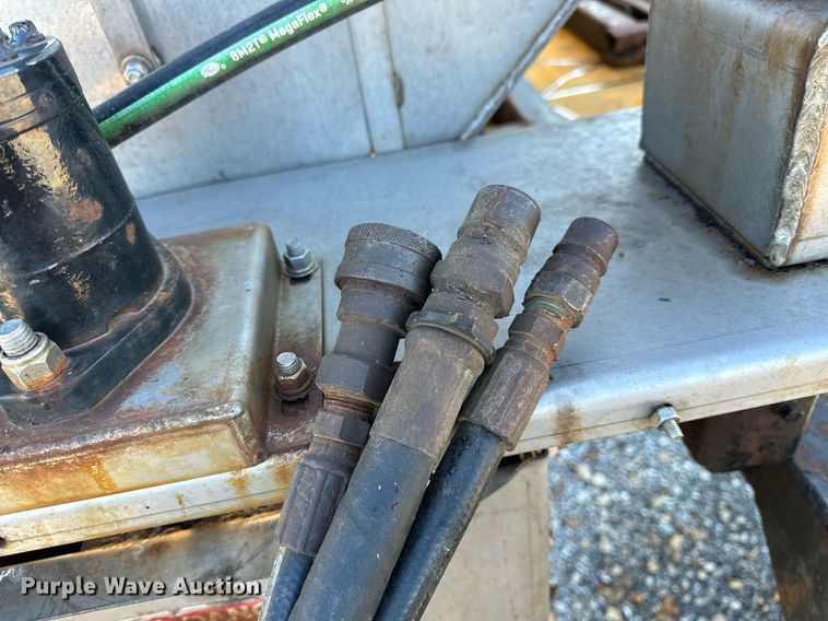 image for item NM9070 2008 Chevrolet C4500  dump truck