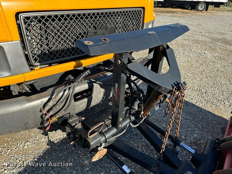 image for item NM9070 2008 Chevrolet C4500  dump truck