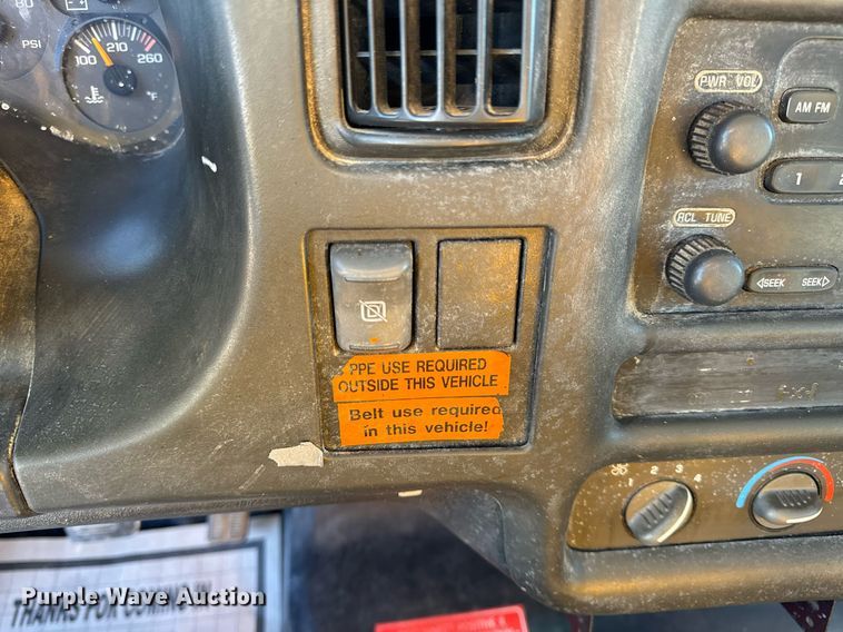 image for item NM9070 2008 Chevrolet C4500  dump truck