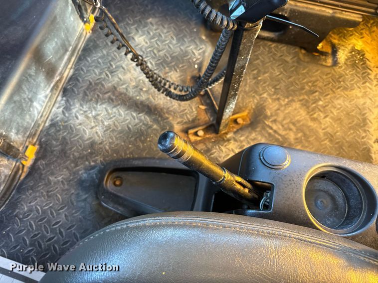 image for item NM9070 2008 Chevrolet C4500  dump truck