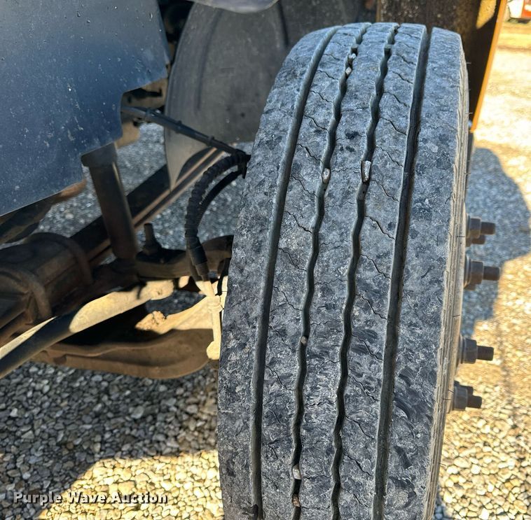 image for item NM9070 2008 Chevrolet C4500  dump truck