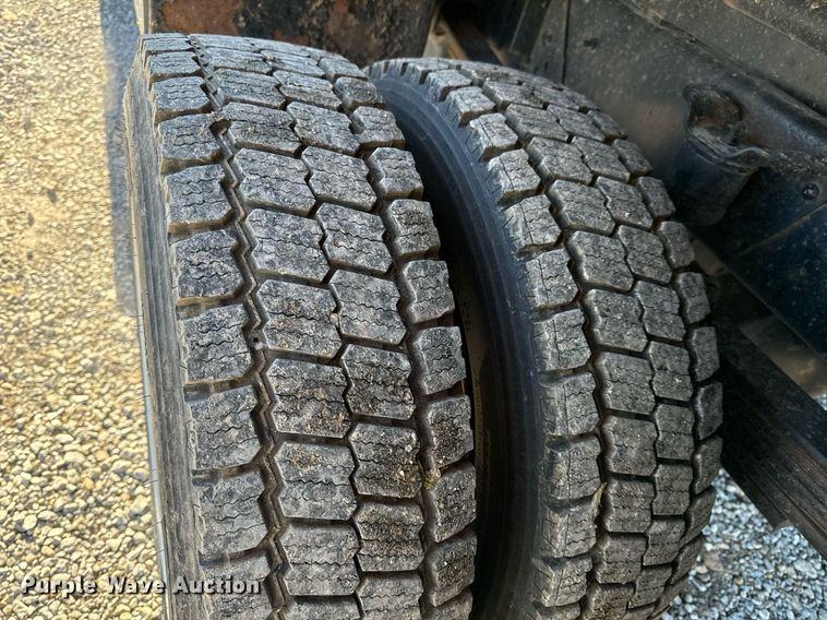 image for item NM9070 2008 Chevrolet C4500  dump truck