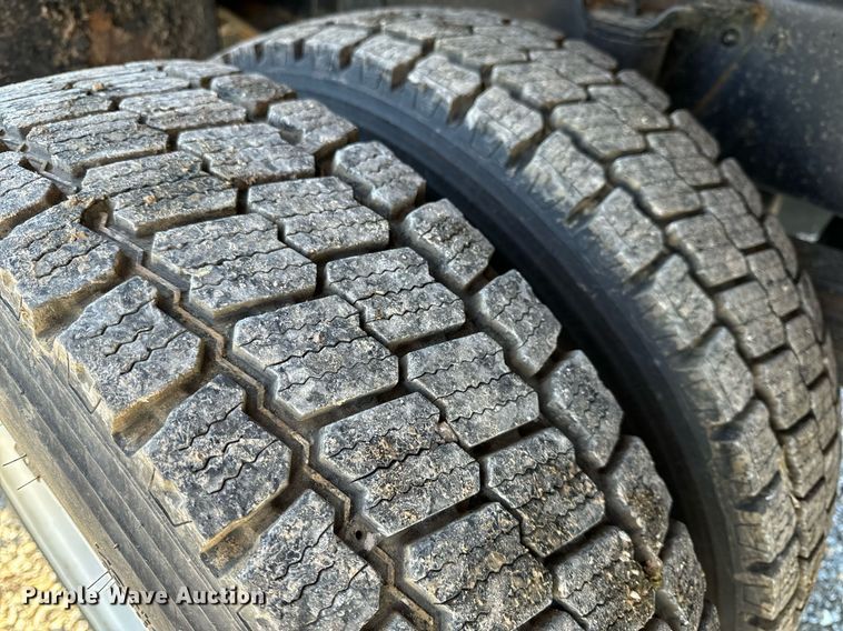 image for item NM9070 2008 Chevrolet C4500  dump truck