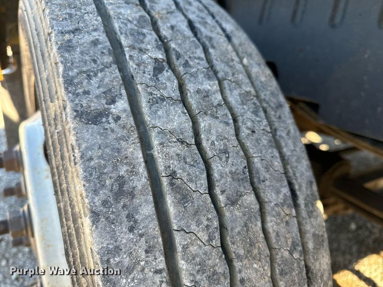 image for item NM9070 2008 Chevrolet C4500  dump truck