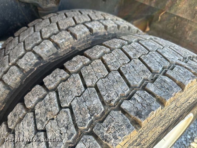 image for item NM9070 2008 Chevrolet C4500  dump truck