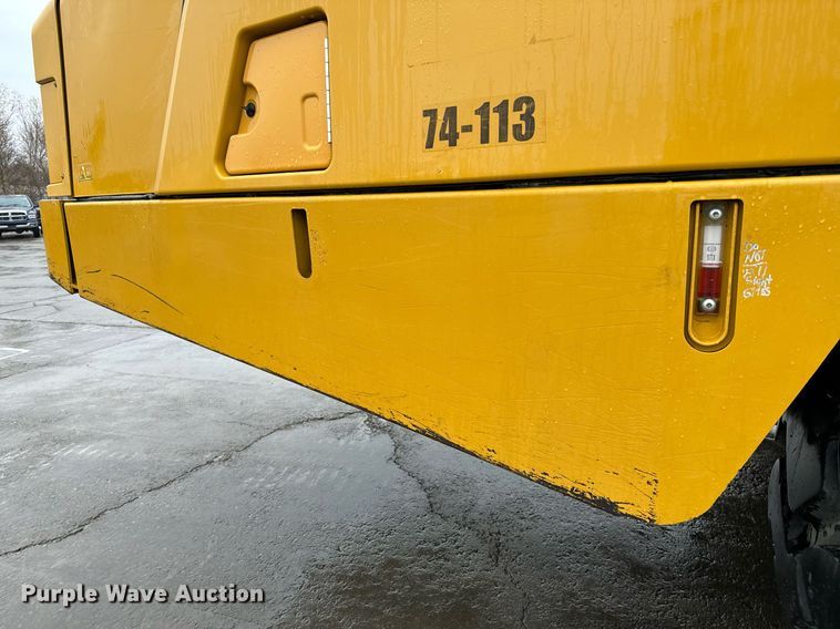 image for item NM9074 2015 Caterpillar 745C  haul truck