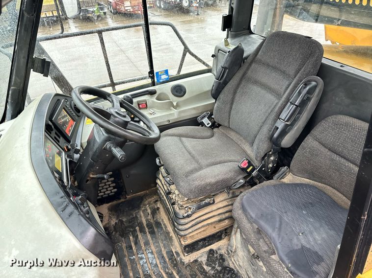 image for item NM9074 2015 Caterpillar 745C  haul truck