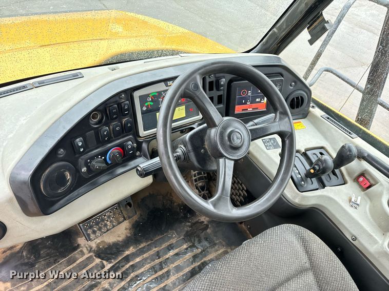 image for item NM9074 2015 Caterpillar 745C  haul truck