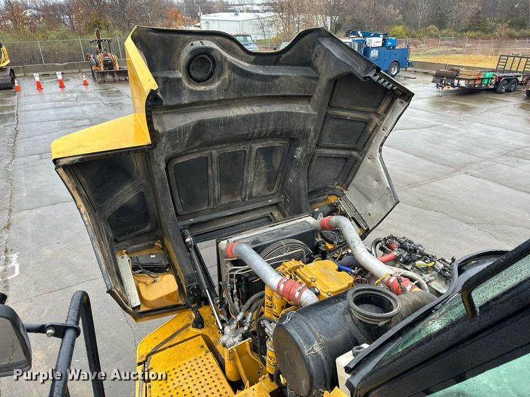 image for item NM9074 2015 Caterpillar 745C  haul truck