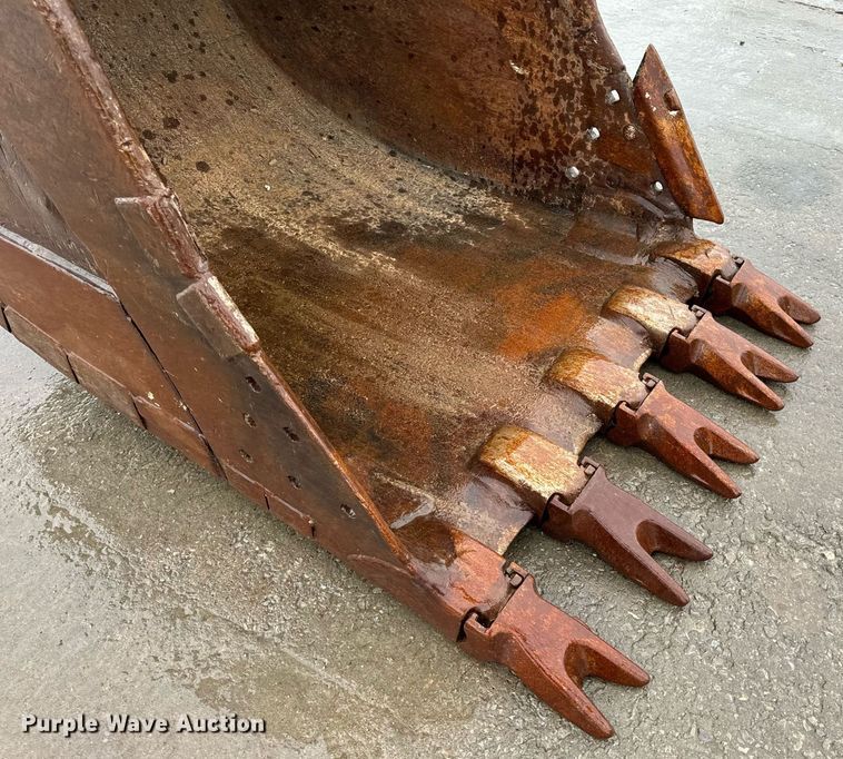 image for item NM9075 2014 Komatsu PC360LC-10  excavator