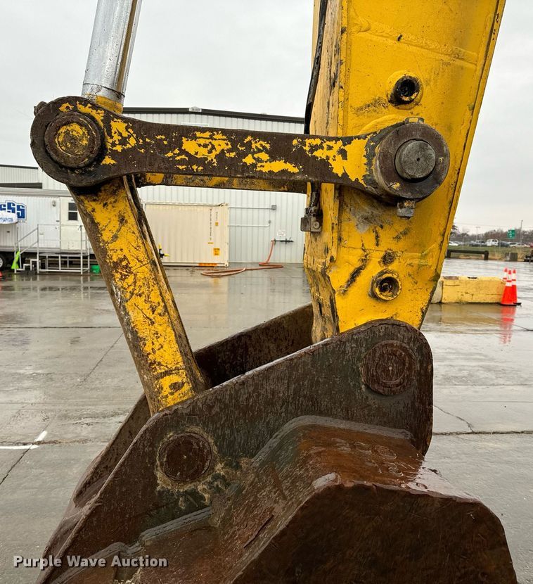 image for item NM9075 2014 Komatsu PC360LC-10  excavator