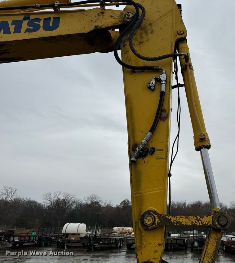 image for item NM9075 2014 Komatsu PC360LC-10  excavator