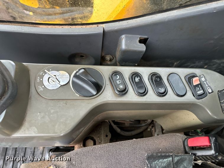 image for item NM9075 2014 Komatsu PC360LC-10  excavator