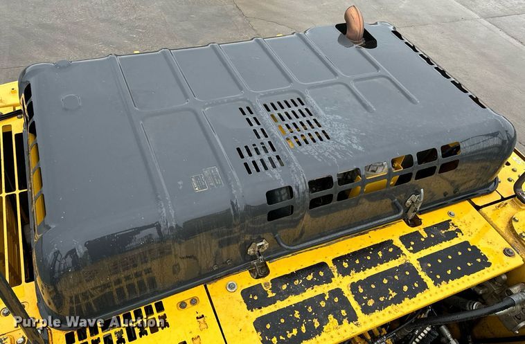 image for item NM9075 2014 Komatsu PC360LC-10  excavator