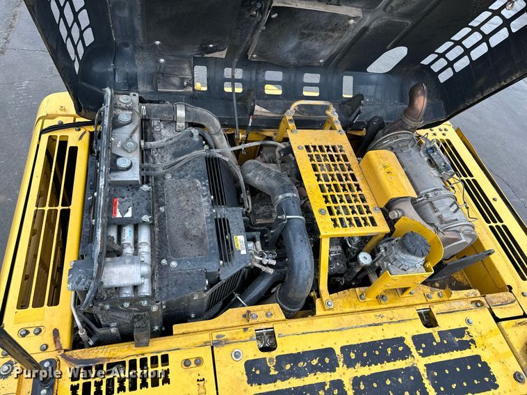 image for item NM9075 2014 Komatsu PC360LC-10  excavator