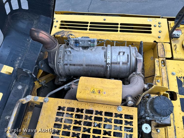 image for item NM9075 2014 Komatsu PC360LC-10  excavator